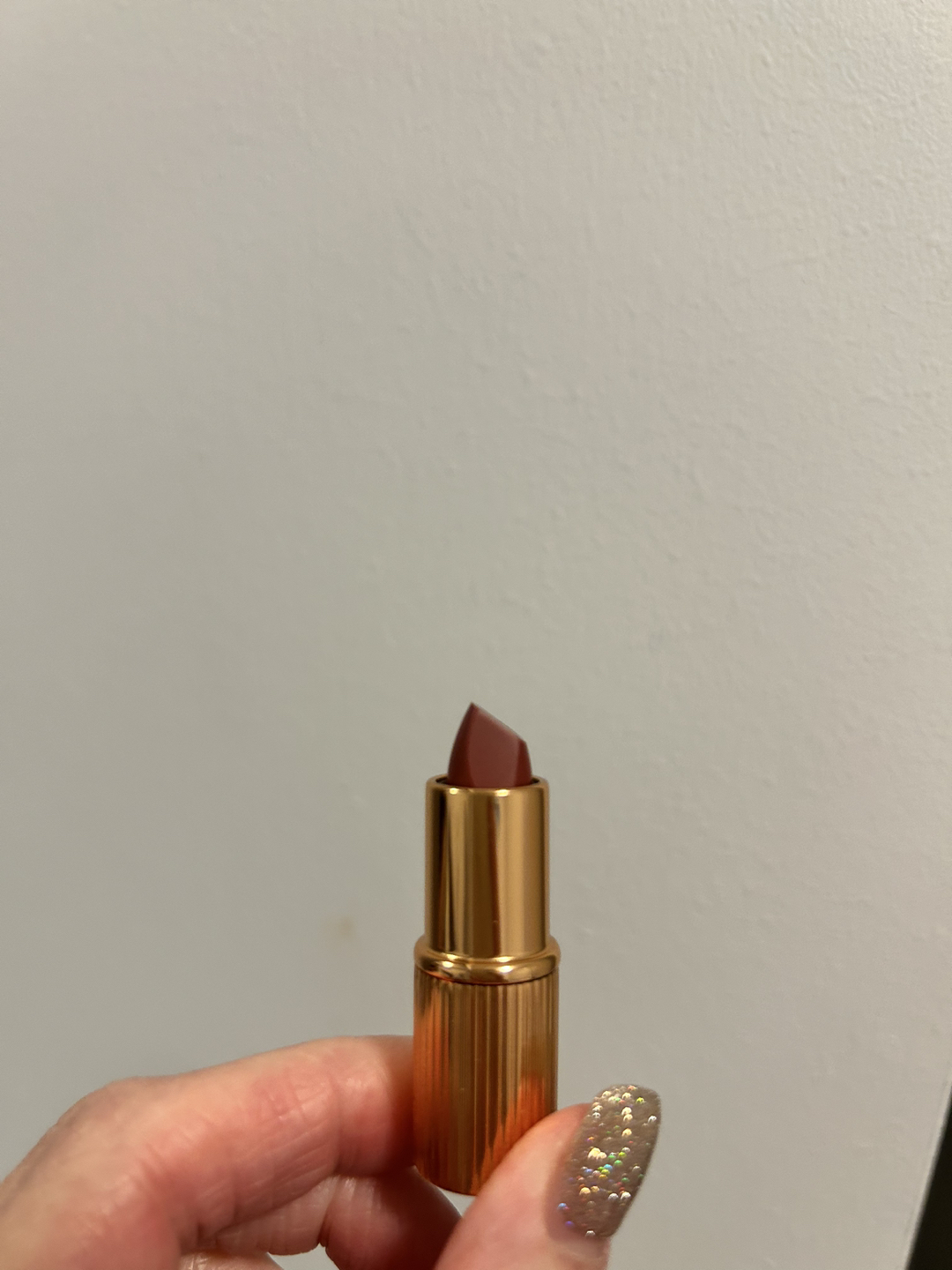 Red lipsticks image indicator(3)