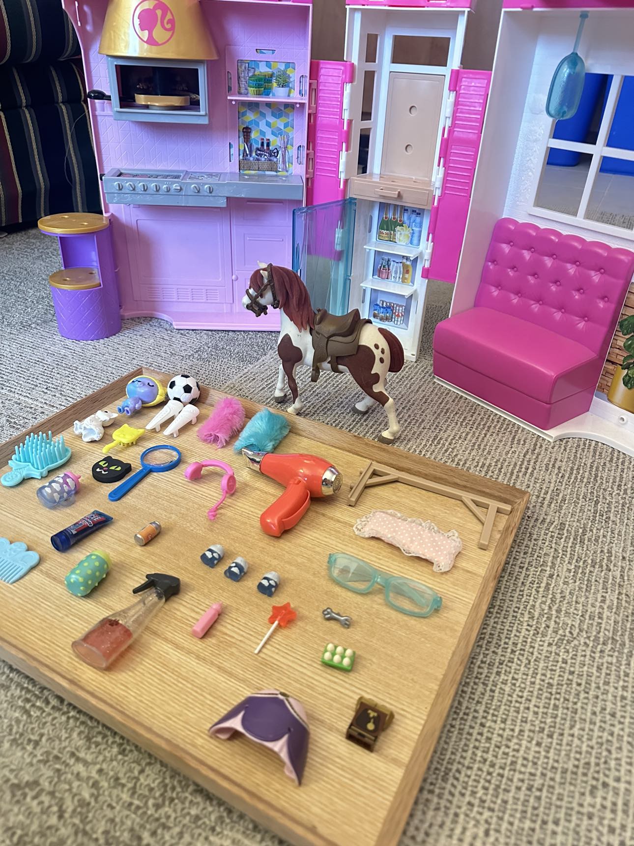 Make me an offer 🚨Barbie Dreamhouse Restaurant with accessories image indicator(7)