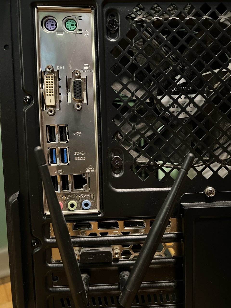 Gaming Computer mid range - photo 2