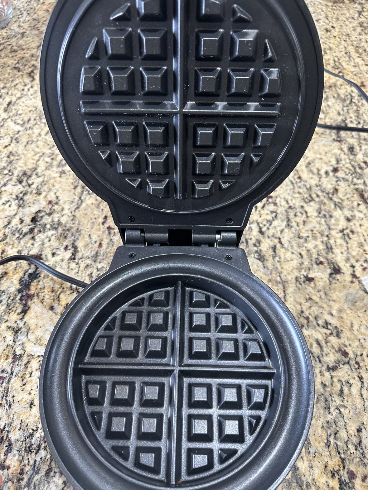 Chefman waffle maker - photo 2