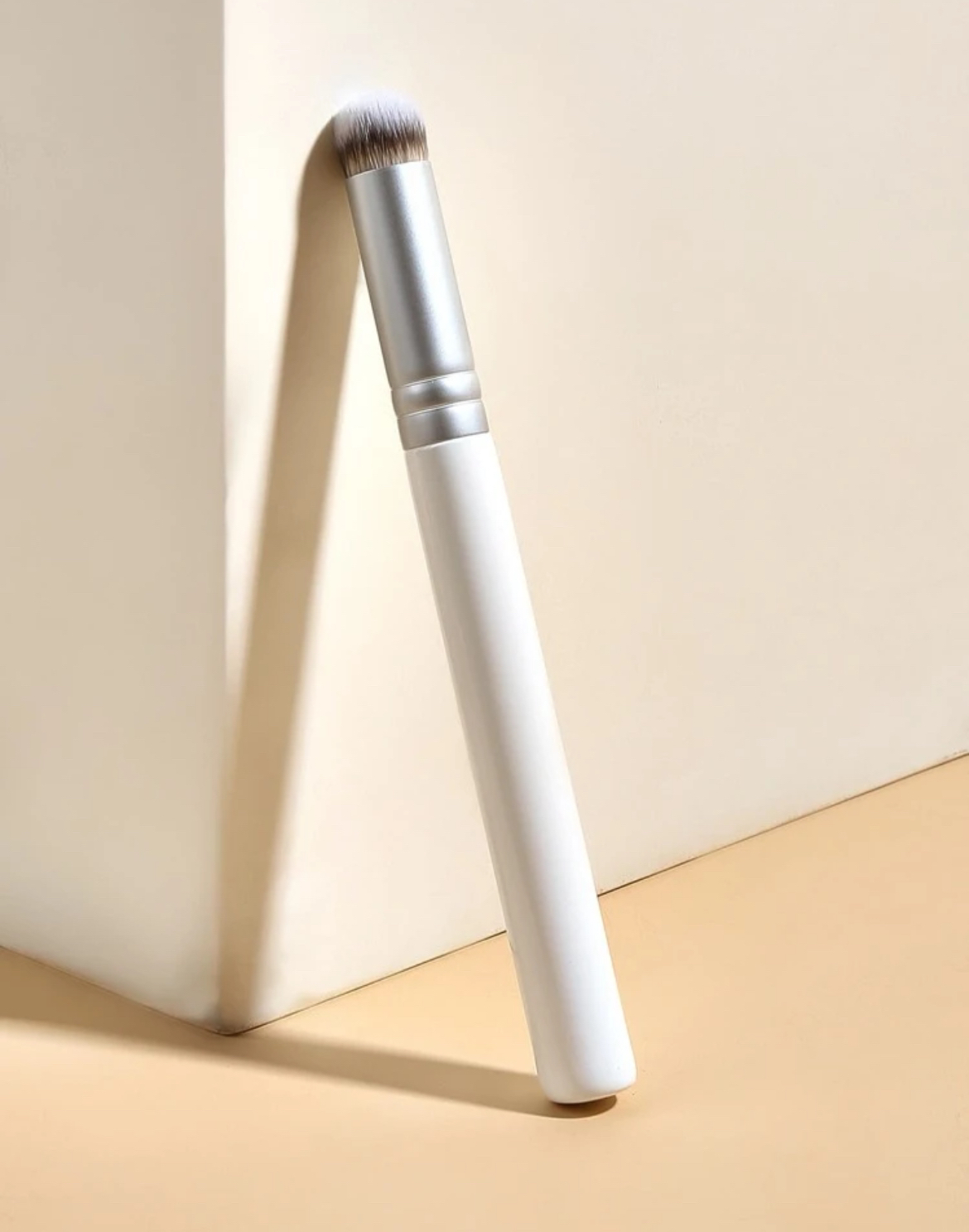 Makeup Brushes and sponges image indicator(10)