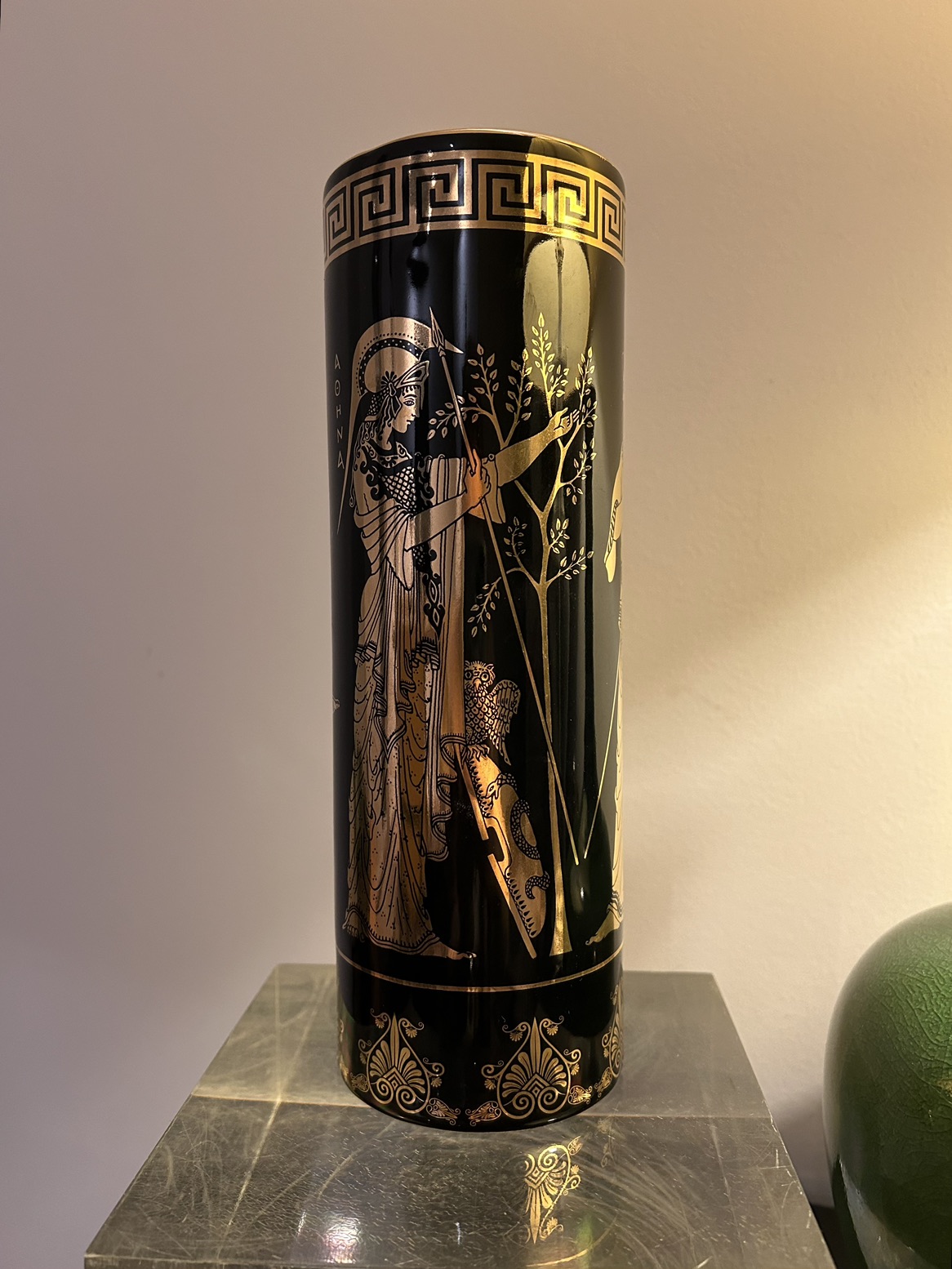 24k gold hand made vintage Greek vase image indicator(2)