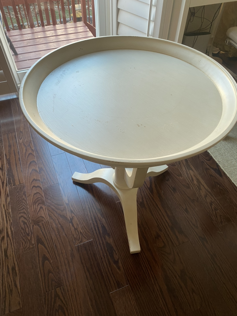Bassett wooden coffee table - photo 3