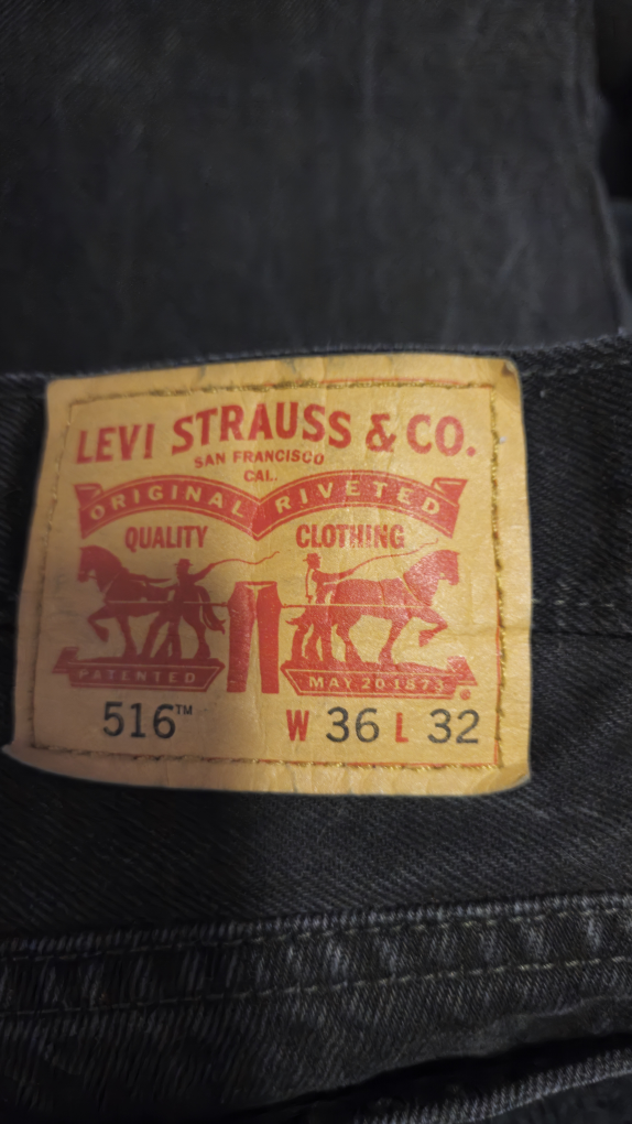 #freecycle Men's Pants fits like 32 image indicator(2)