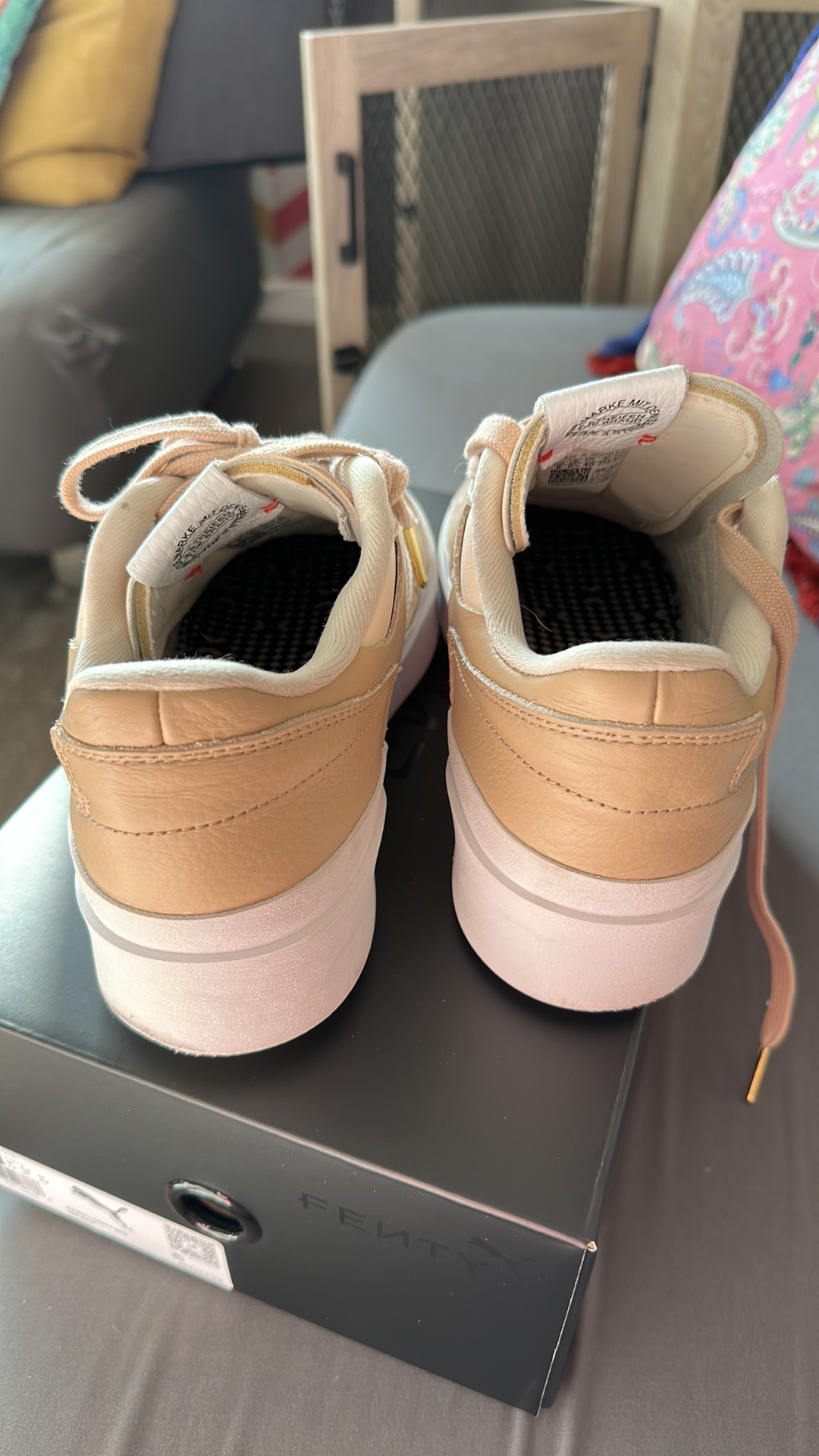 Adidas three stripes ladies, size 8 - photo 2