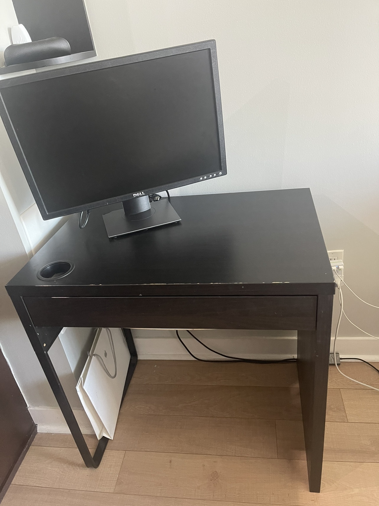 Writing table - photo 3