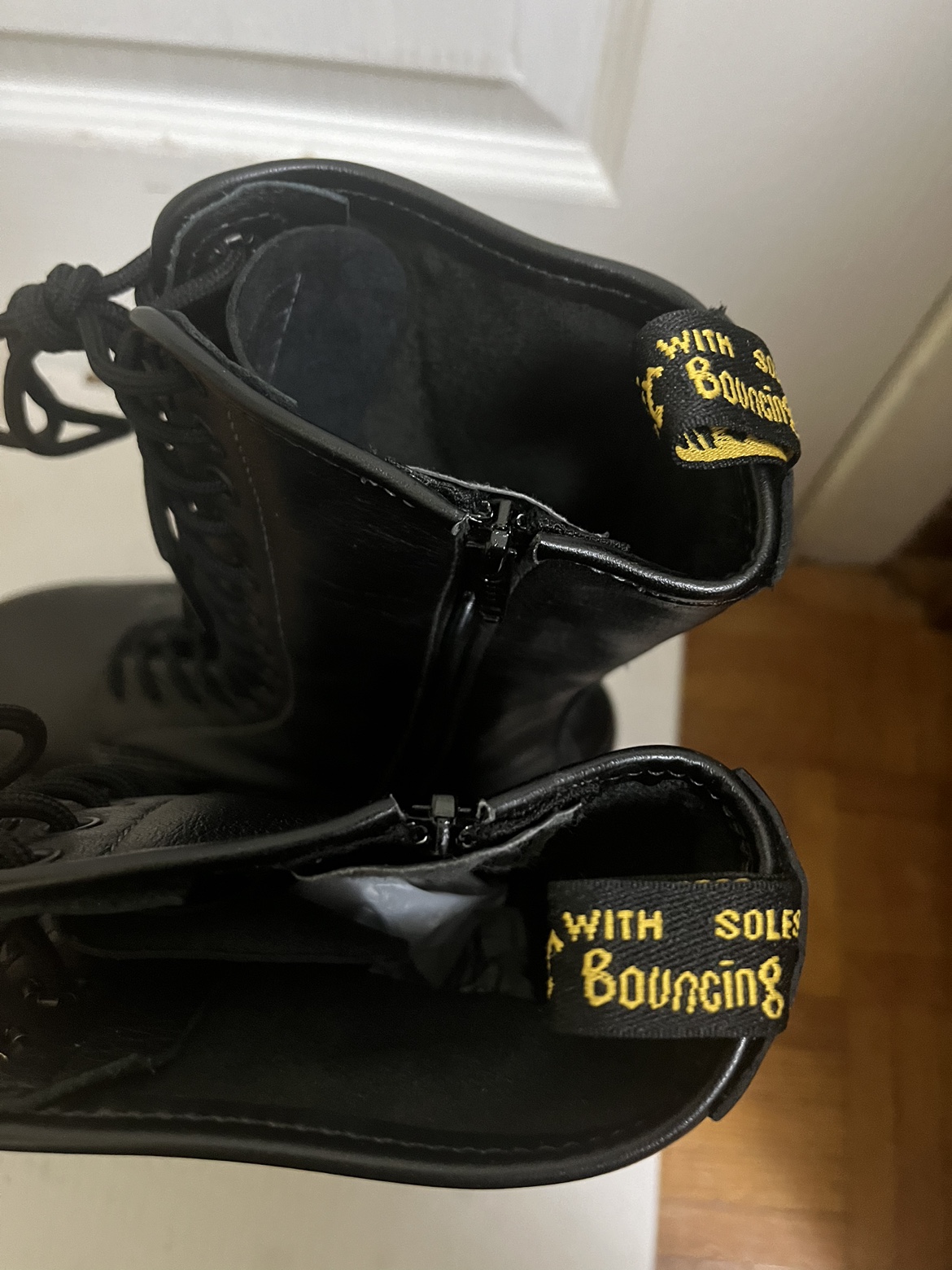 Women’s Dr. Martens  Leather Knee High Boots Black size 9 New image indicator(7)