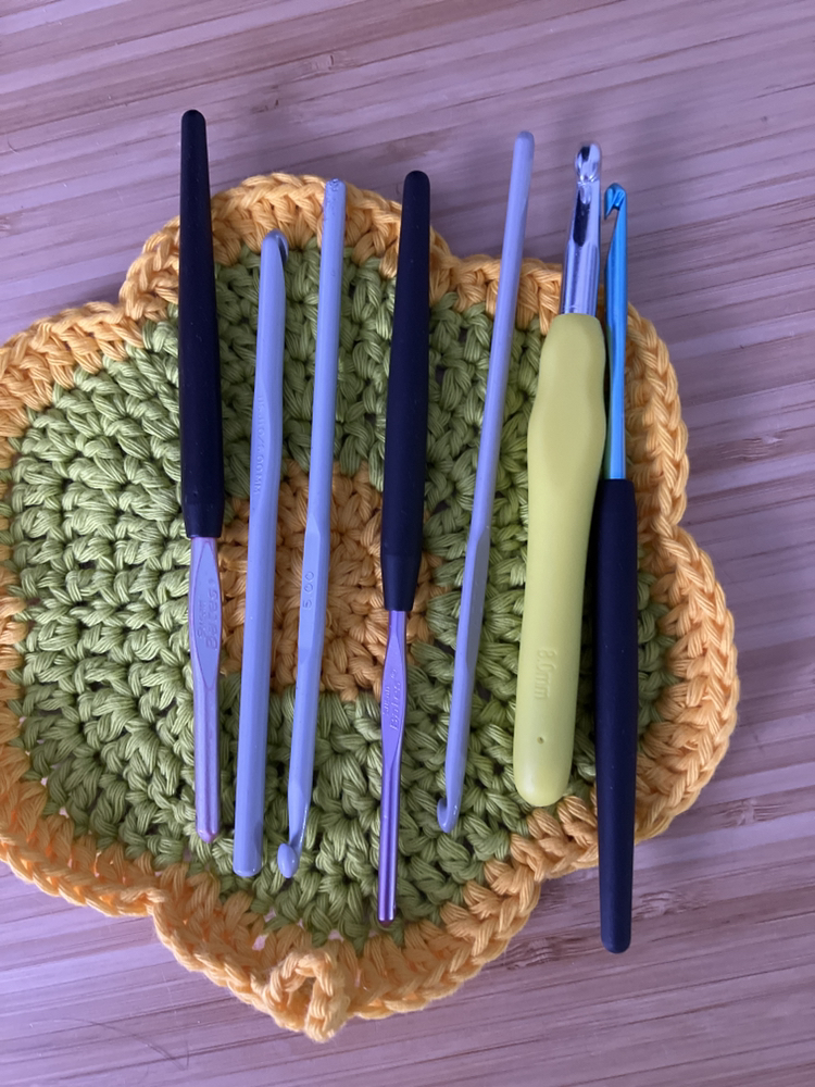 Free crochet hooks
