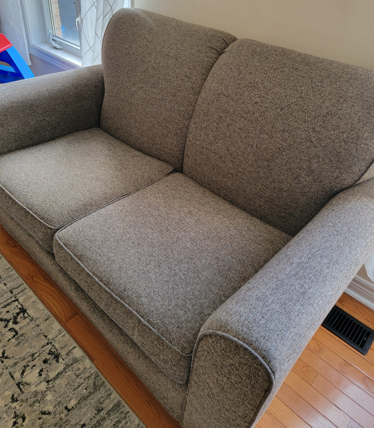 Sofa for sale (Leon's) - photo 4