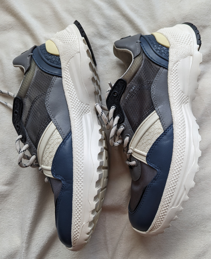 Like new lady's shoes from Coach size 8.5 for $120 - photo 2
