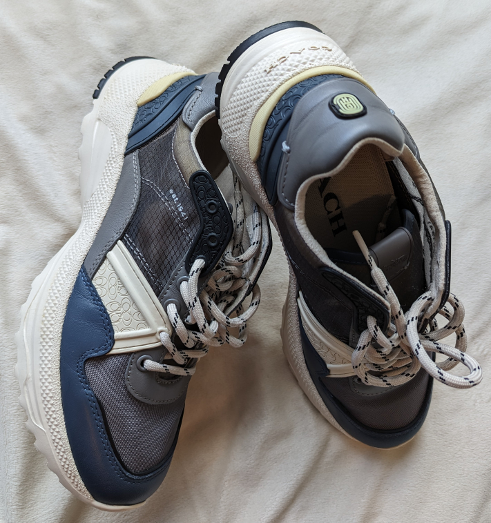 Like new lady's shoes from Coach size 8.5 for $120 - photo 3