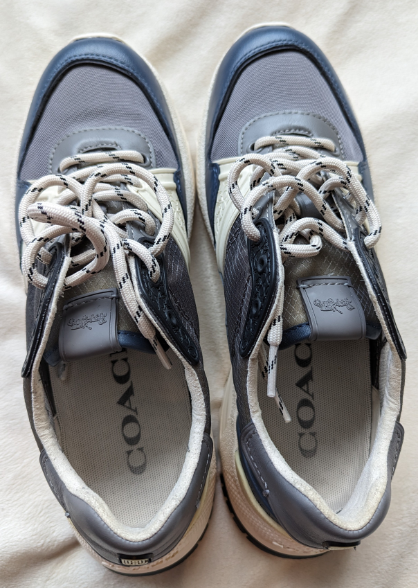 Like new lady's shoes from Coach size 8.5 for $120 - photo 4