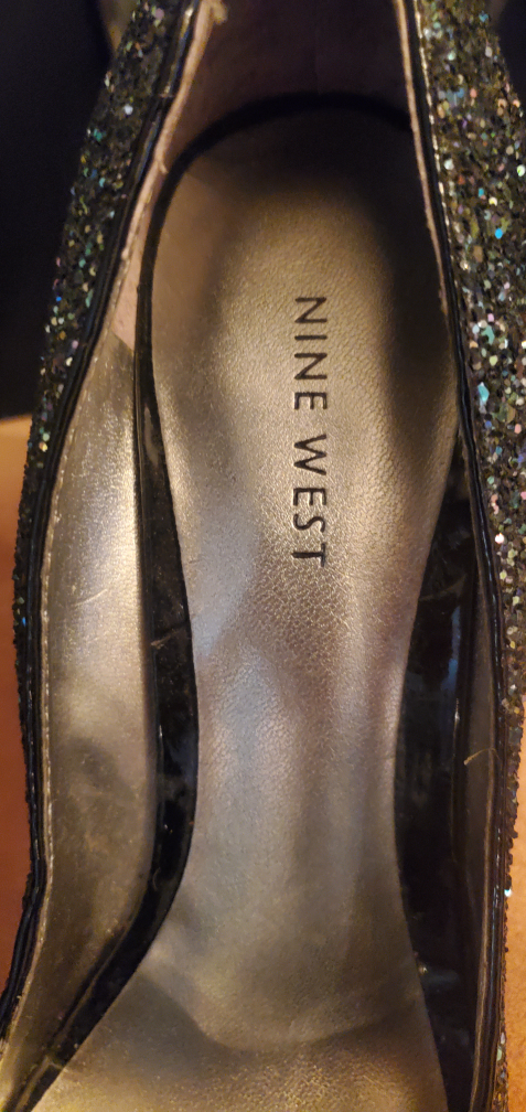 Open toe Sparkly pumps image indicator(3)