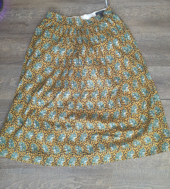 J.CREW elephant midi skirt w/pockets- size 0 image indicator(2)