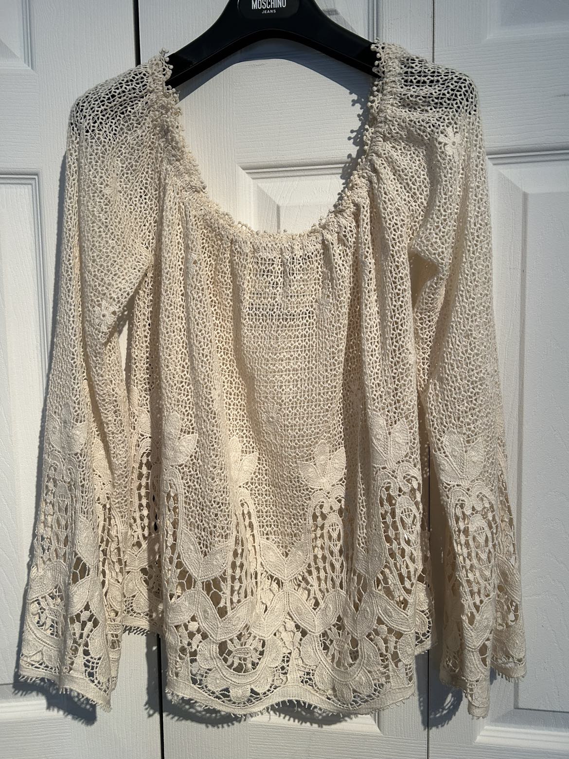 Beautiful crochet top image indicator(2)