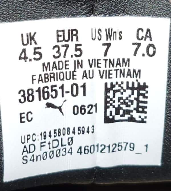 PUMA Mayze Chelsea Black Leather Platform Sneaker Boots. 🥕 image indicator(9)