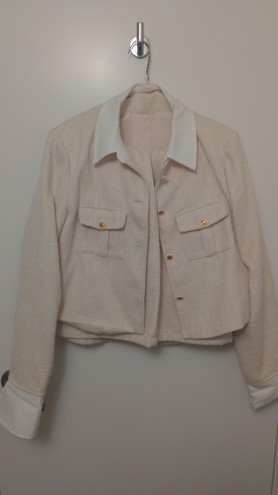 Beige suit set thumbnail