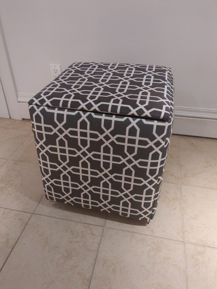 Ottoman 5 in 1 seating cube