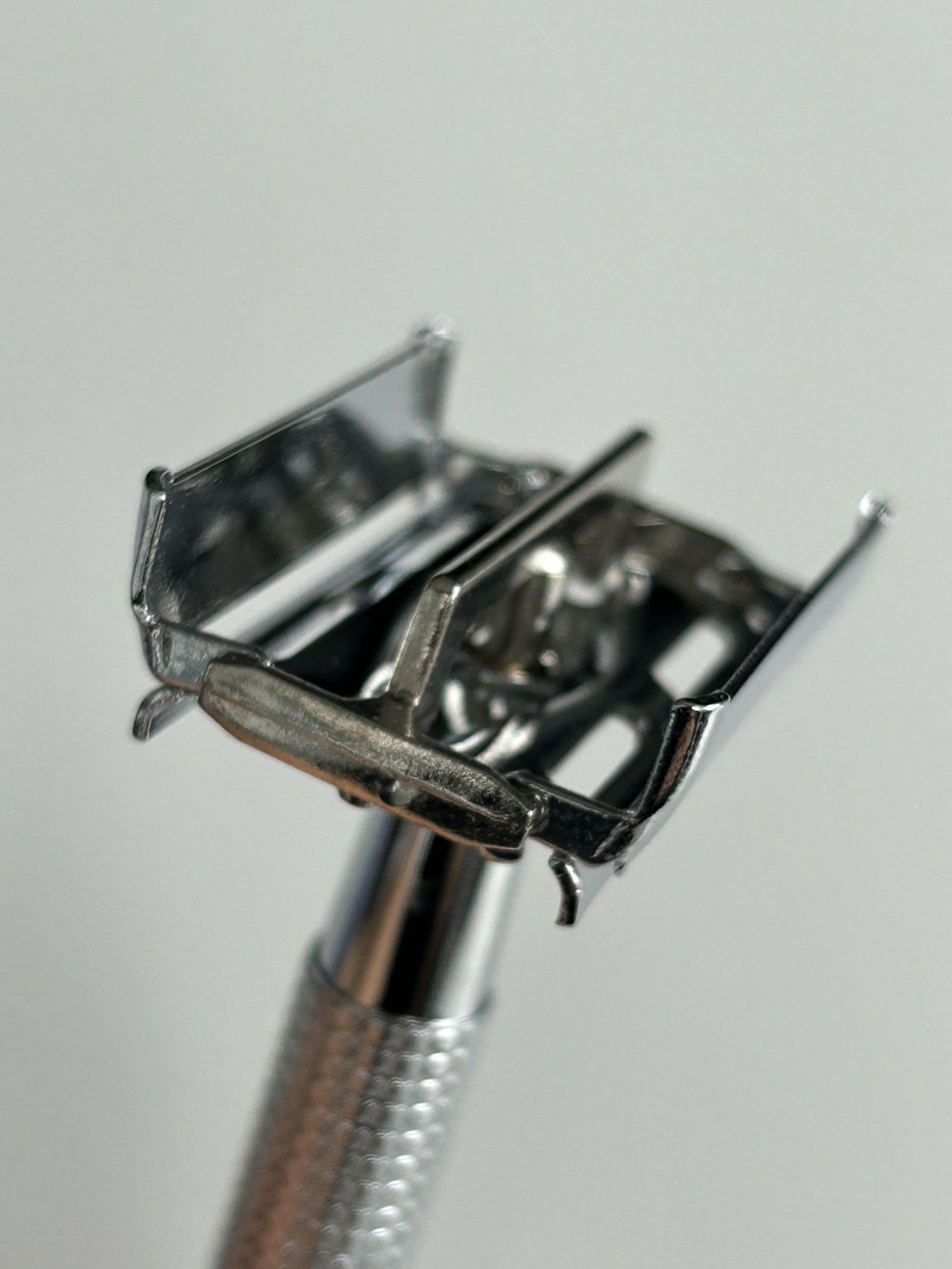 [NEW] Double Edge Safety Razor with Case - photo 5