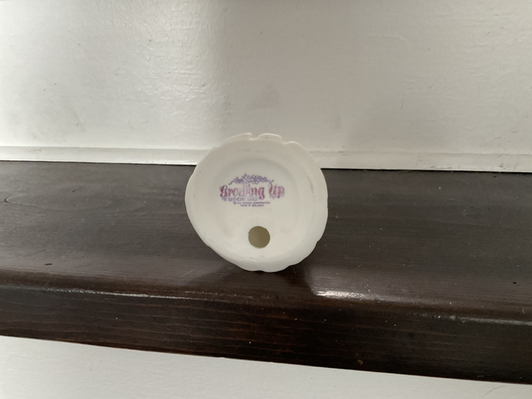 Growing Up Girl Enesco image indicator(3)