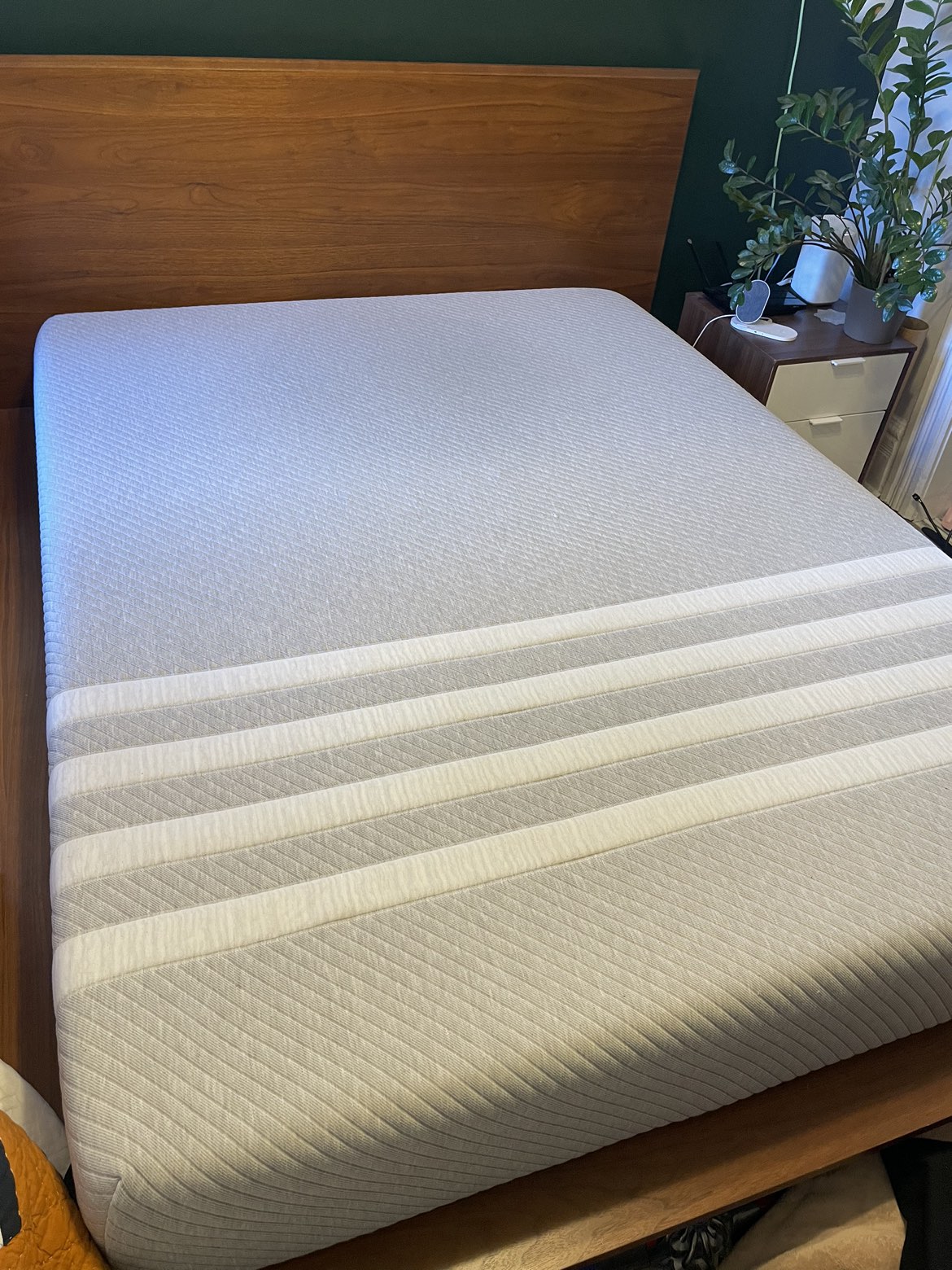 Leesa Queen Size Mattress