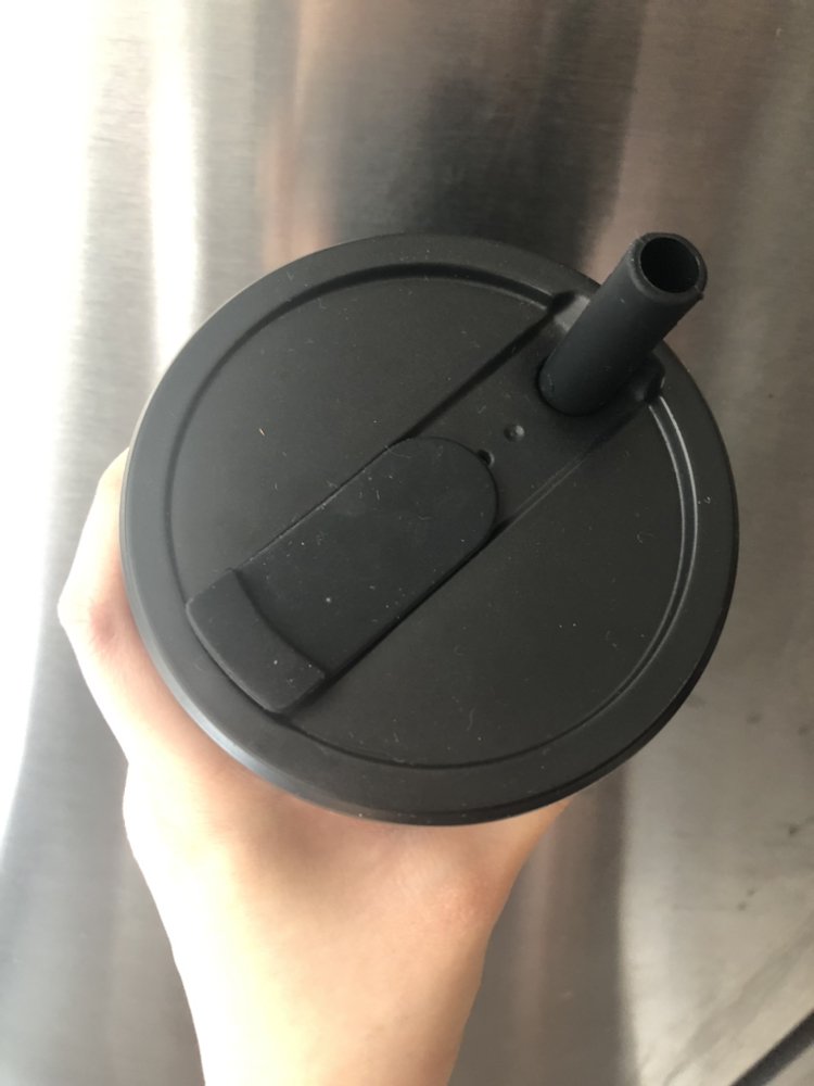 Black coffee sipping tumbler image indicator(2)