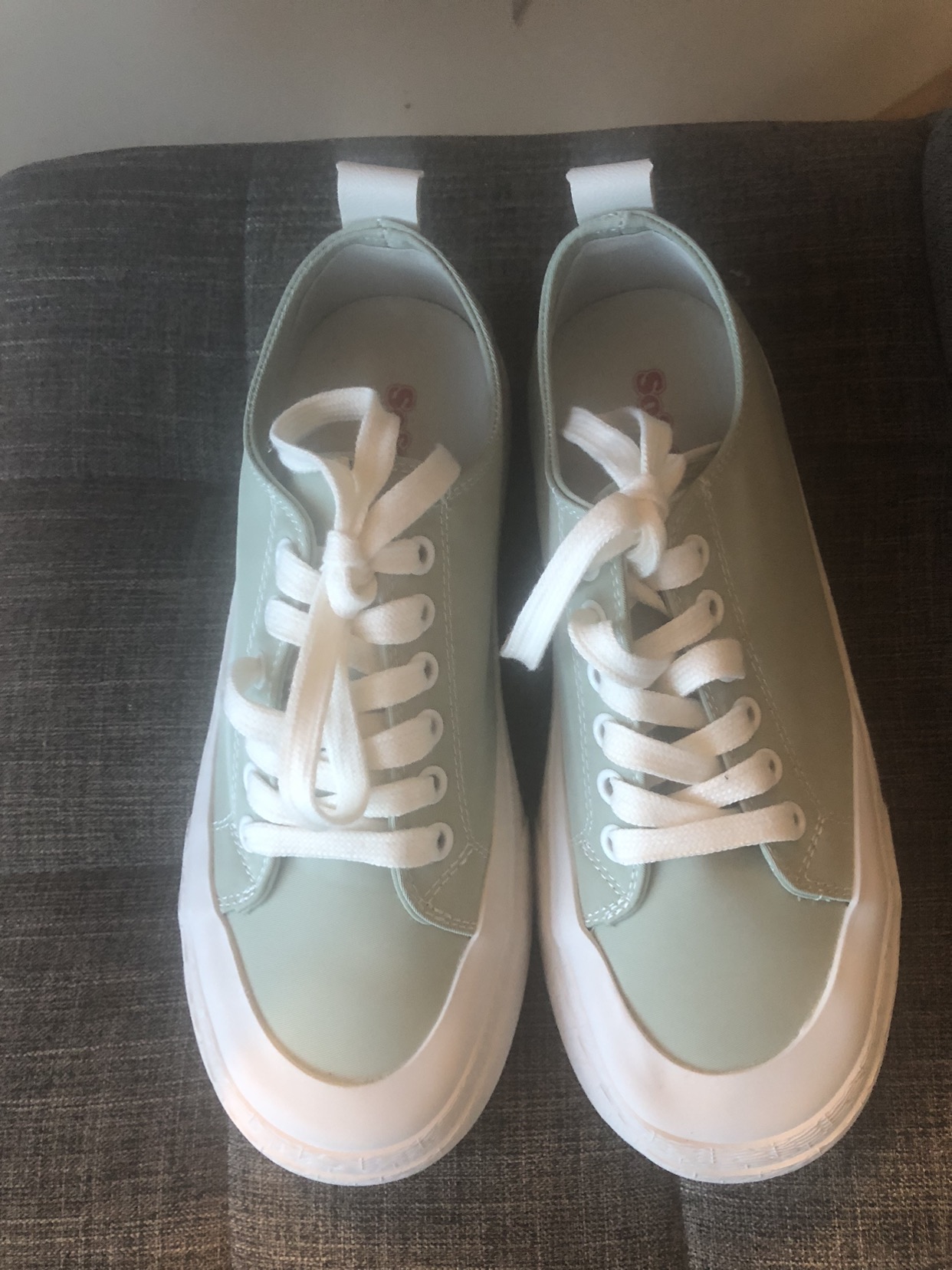 Brand new woman shoes thumbnail