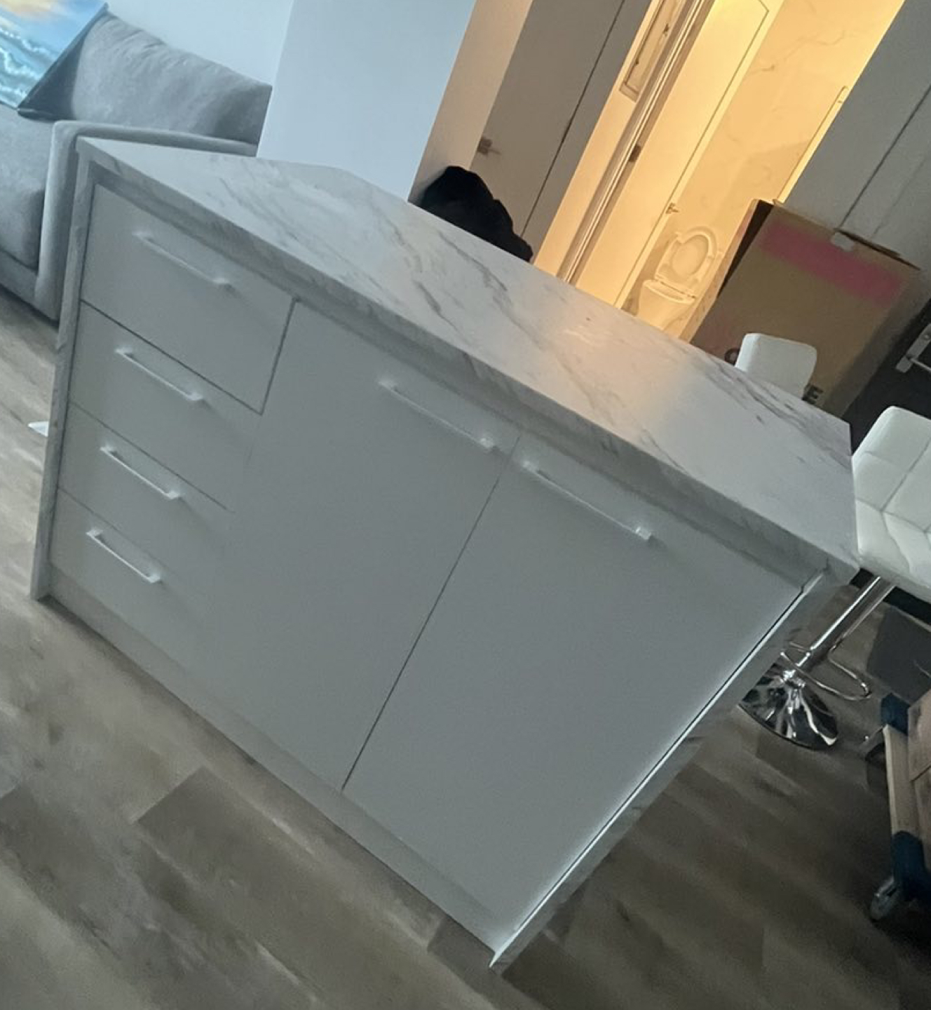 Kitchen island