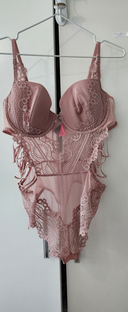 lingerie image indicator(4)