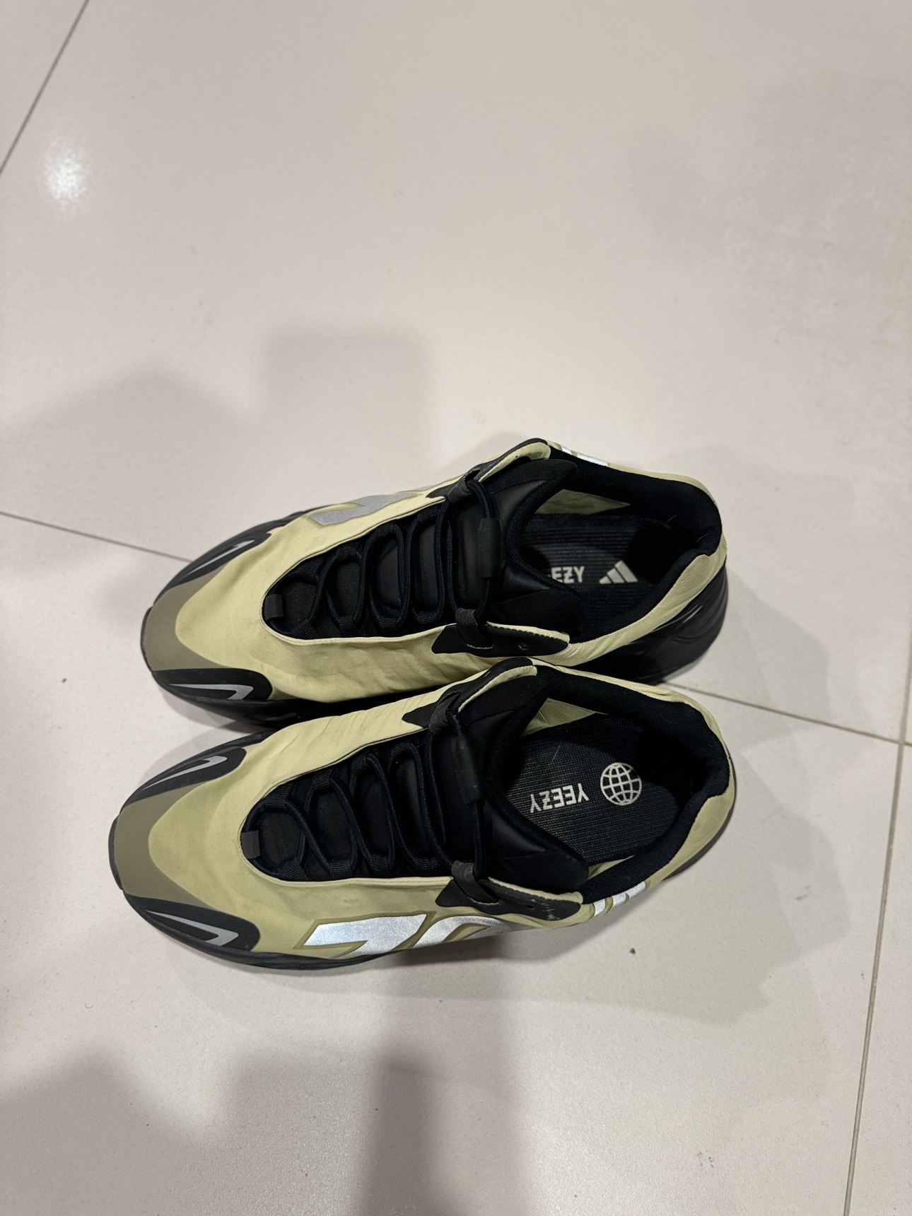 Yeezy boost size 10