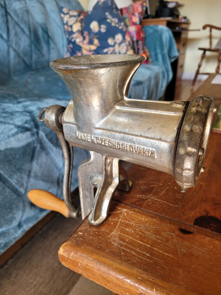 Vintage  Porkert #8 Metal Meat Grinder, made in Czechoslovakia - photo 2