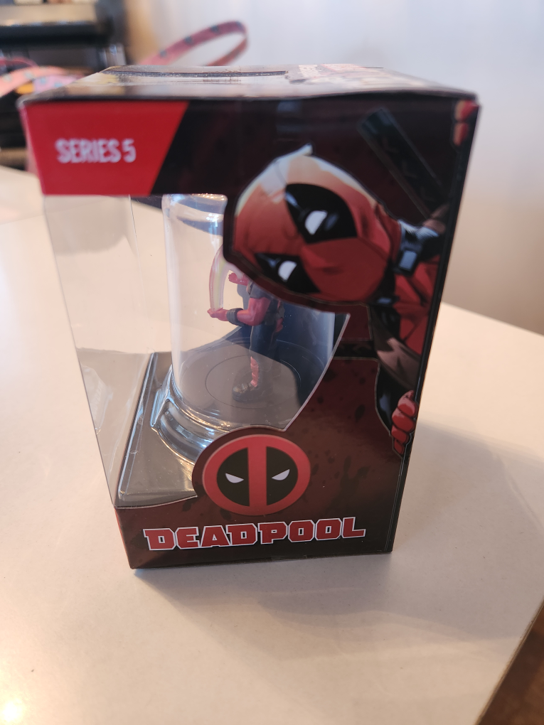 Deadpool marvel 30 year domestic mini figure - photo 4