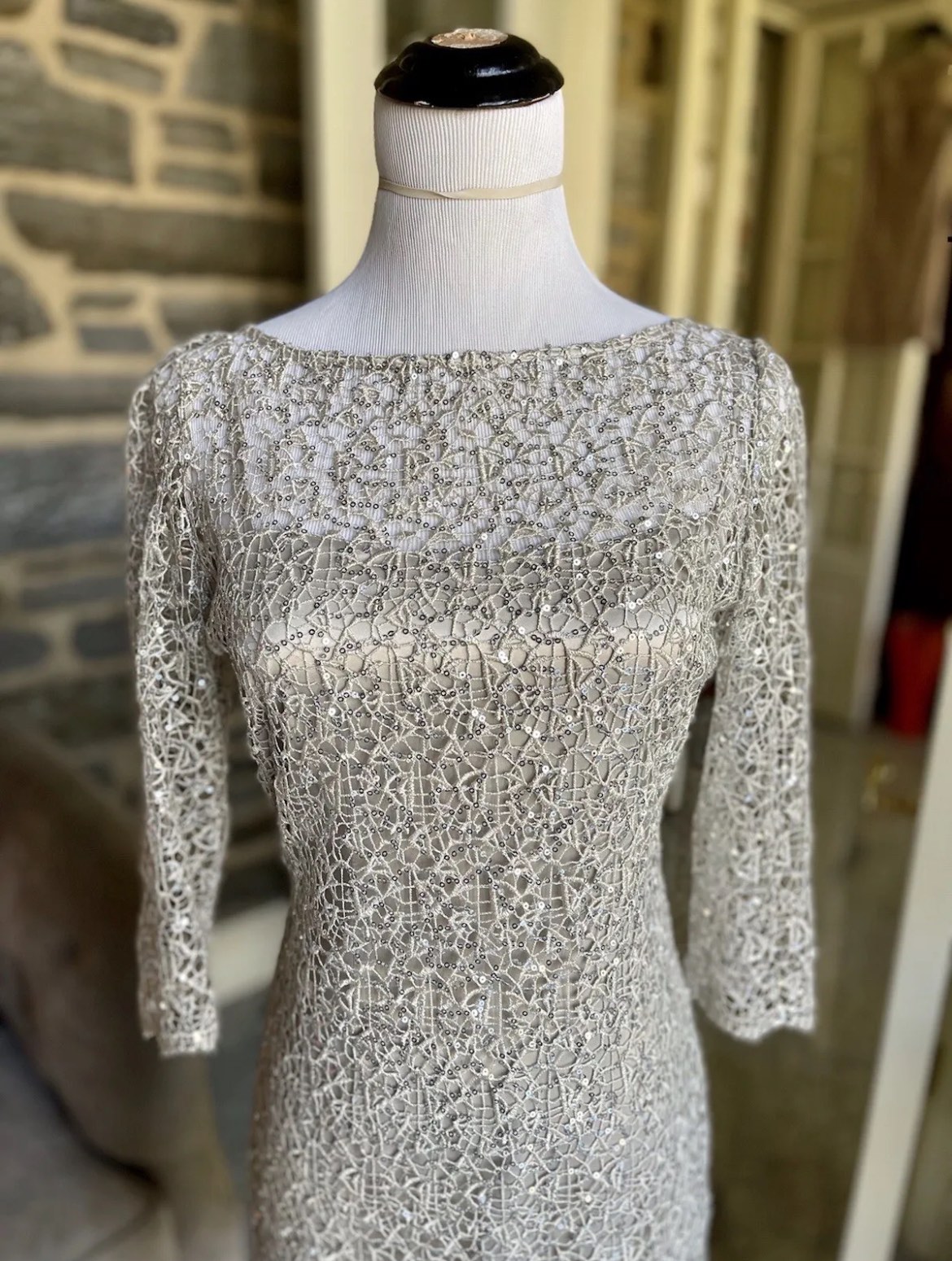 Kay Unger Dress Silver Sequin Crochet Size 10