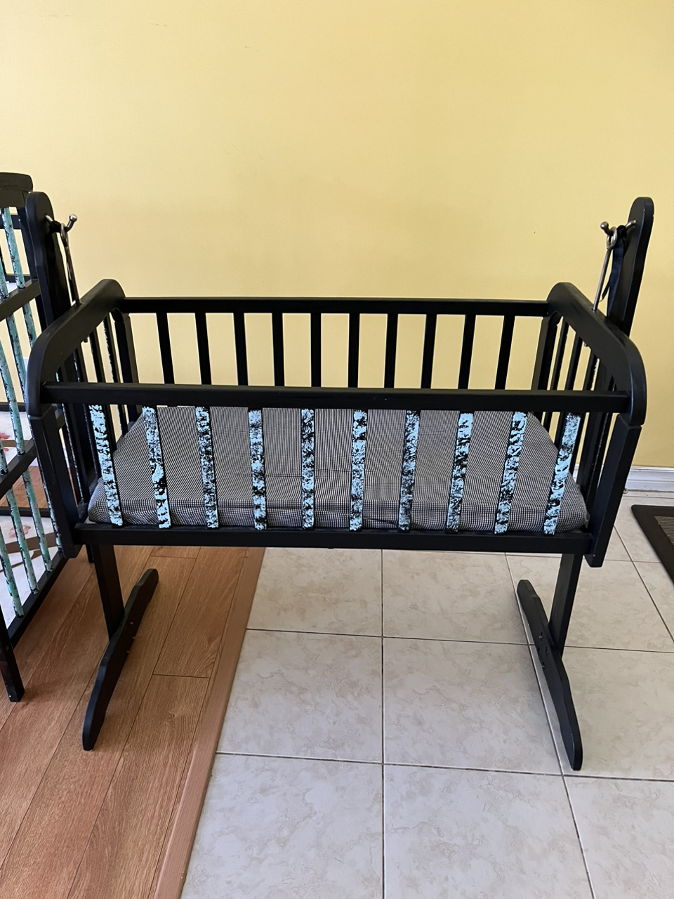 rocking bassinet and changing table - photo 4