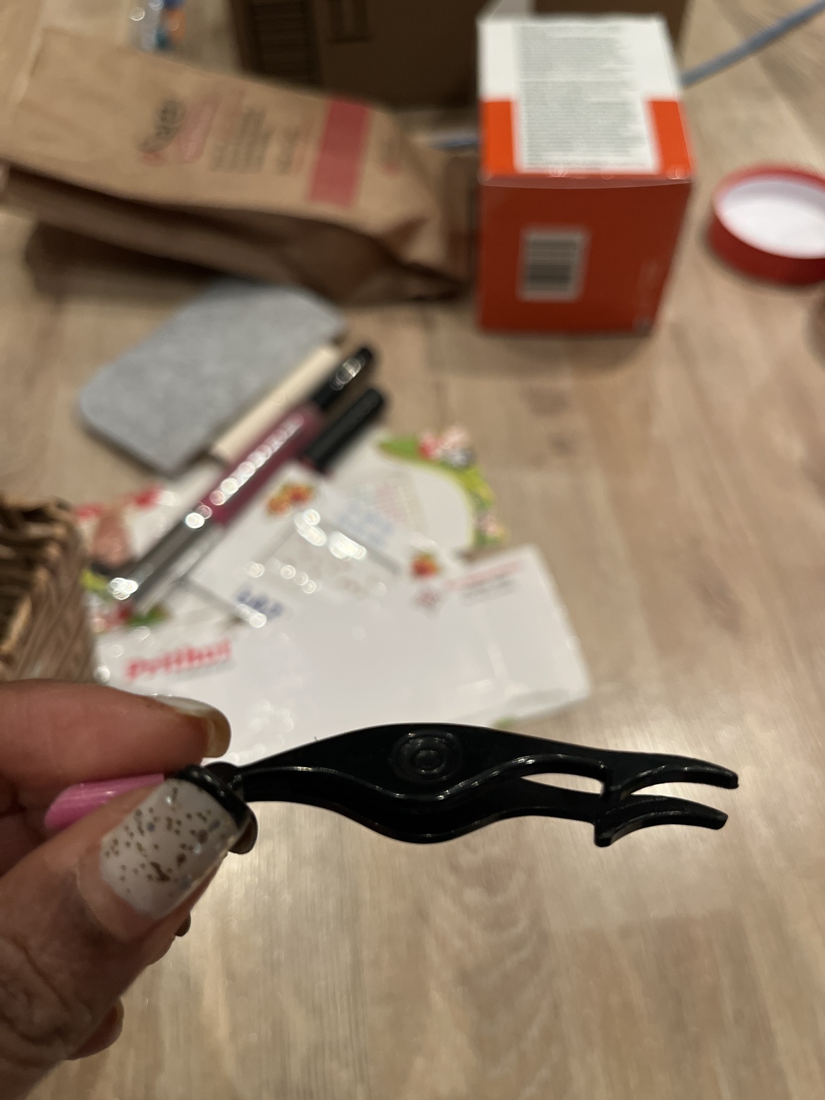 New sephora heiress lashes free glue mascara image indicator(2)