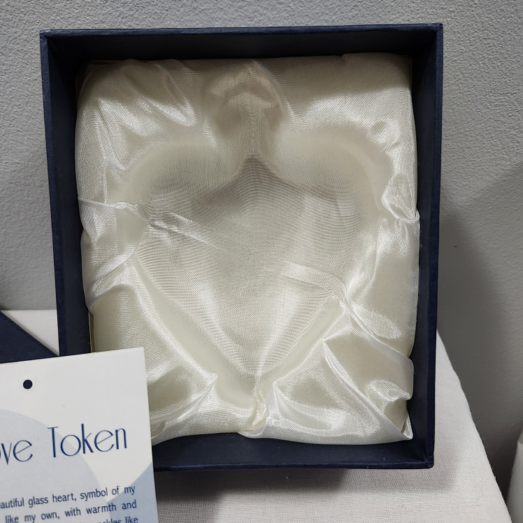 NEW MILLIFIORI GLASS HEART ❤️ GIFT !! image indicator(5)