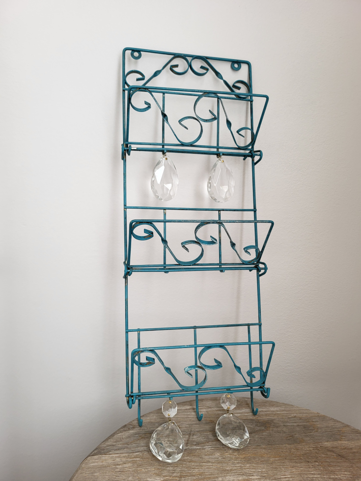 Redesigned Metal Mail Holder 🏈 image indicator(7)