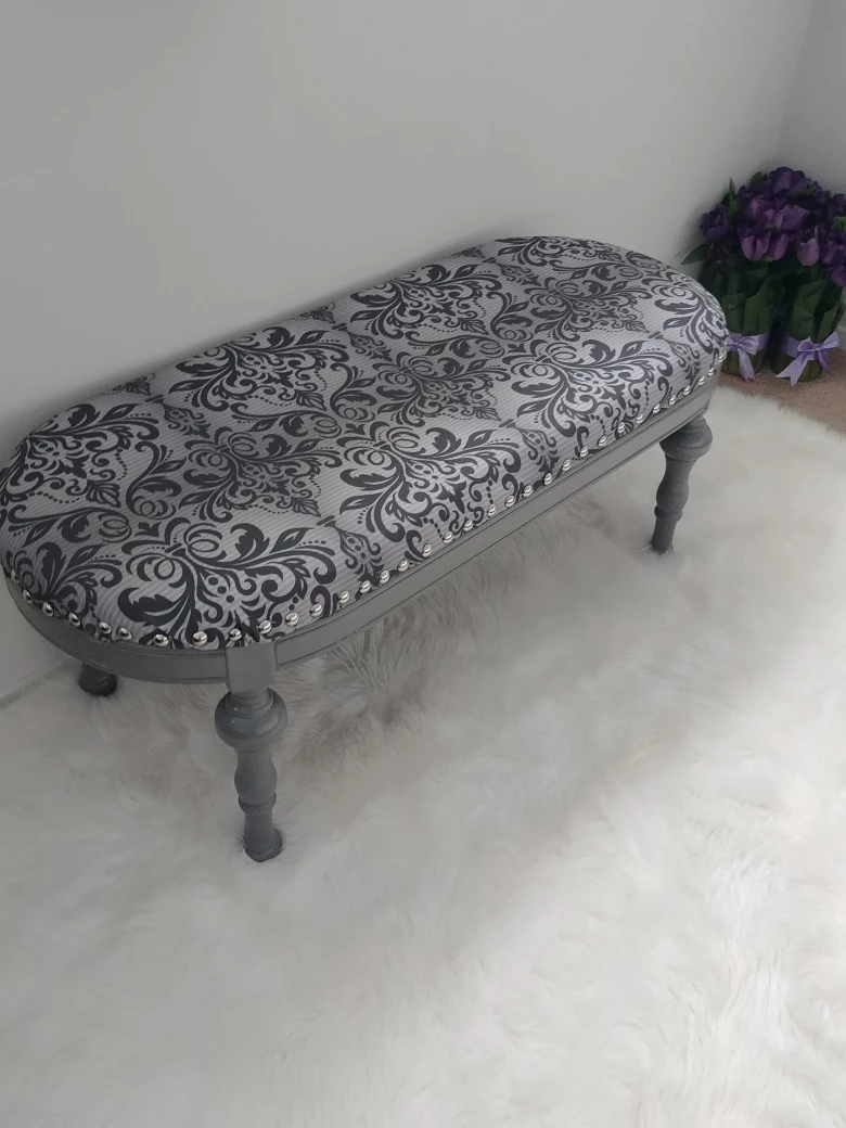 Refinished Hall Bench - photo 2