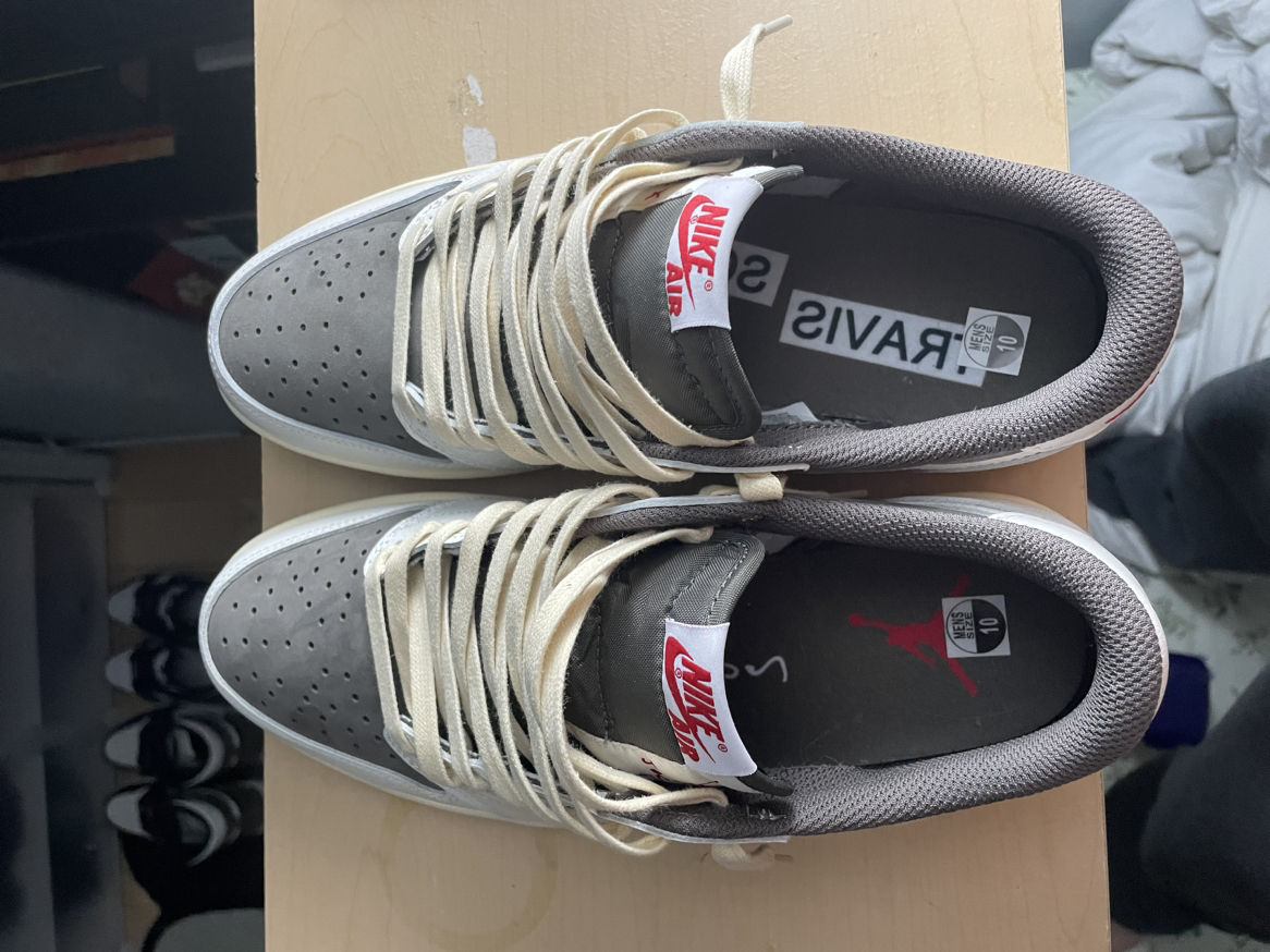Travis Scott x Air Jordan 1 Low OG ‘Reverse Mocha’ - photo 2
