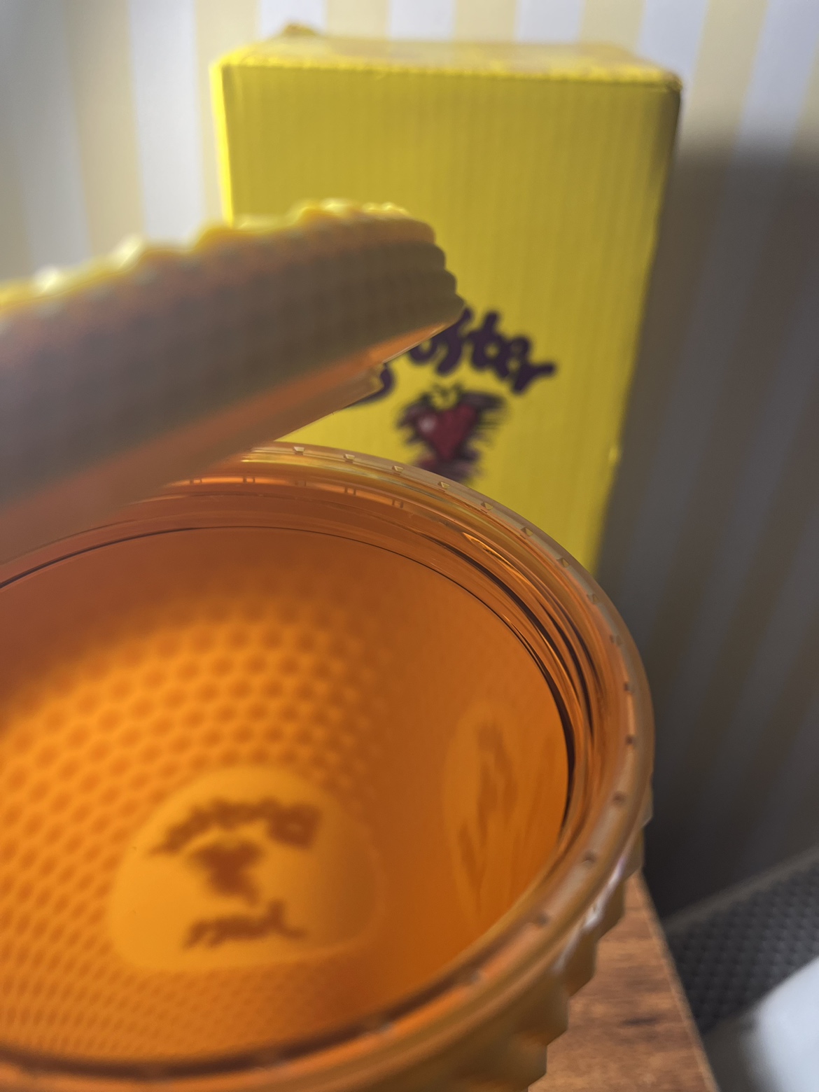 Booster juice 24 oz studded tumbler image indicator(2)