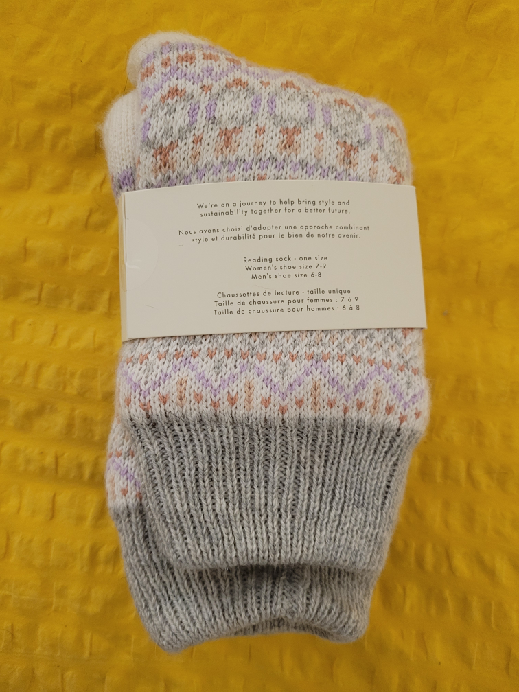 Indigo Reading Socks, BNWT, women's size 7-9 🥕 image indicator(2)