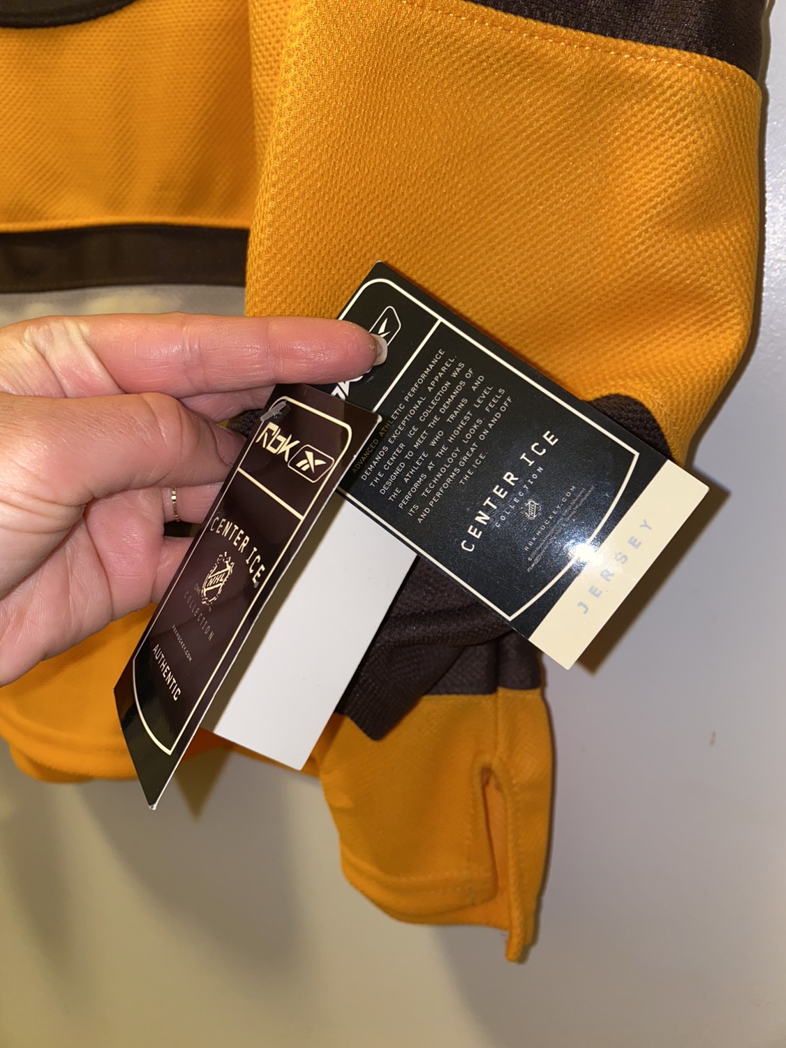 Bobby Orr Boston Bruins "2010 Winter Classic" Jersey NHL image indicator(3)