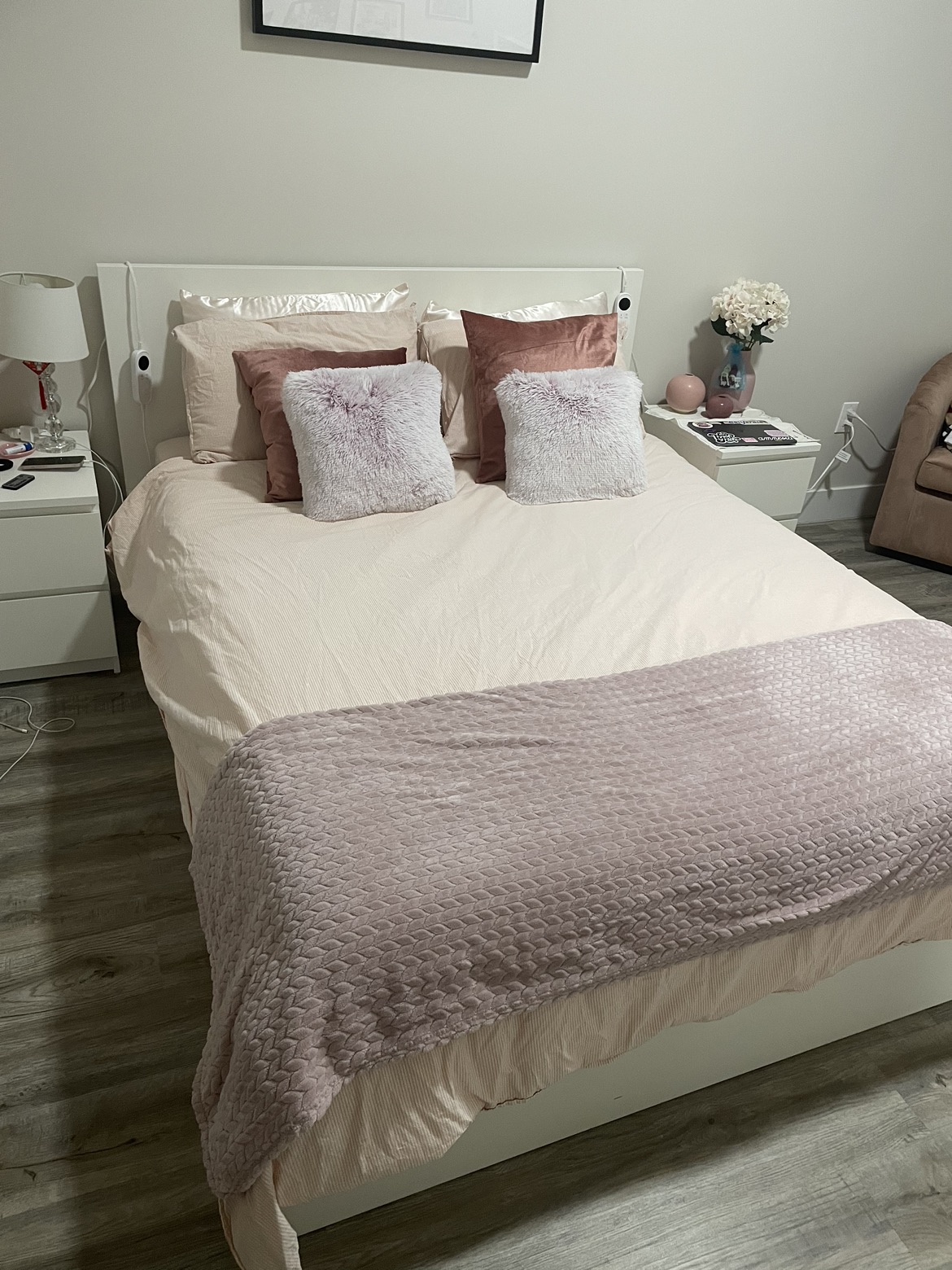 IKEA MALM queen size bed frame with storage - photo 3