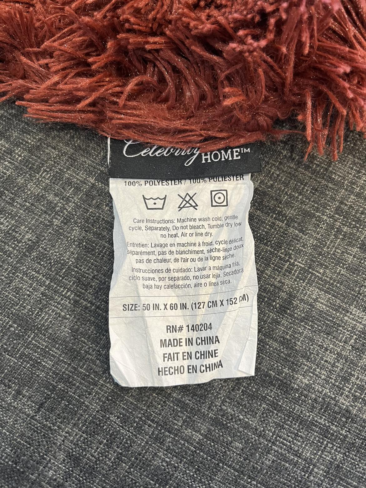 Dark Red Throw Blanket image indicator(3)