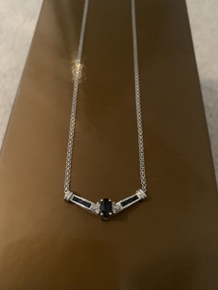 Sapphire Necklace thumbnail
