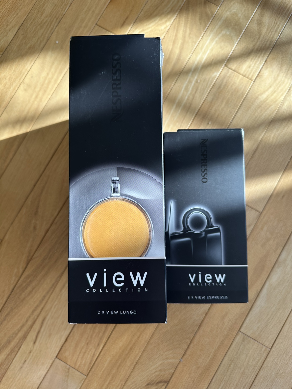 Nespresso 2 Lungo Cups, 2 Espresso cups with saucers image indicator(2)