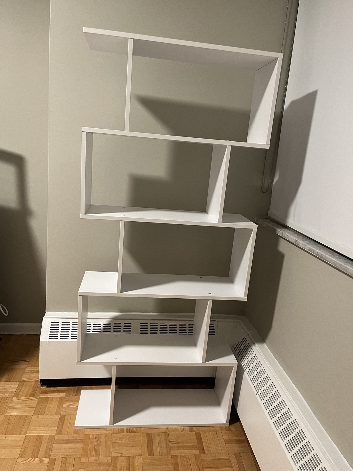 Cube shelf thumbnail