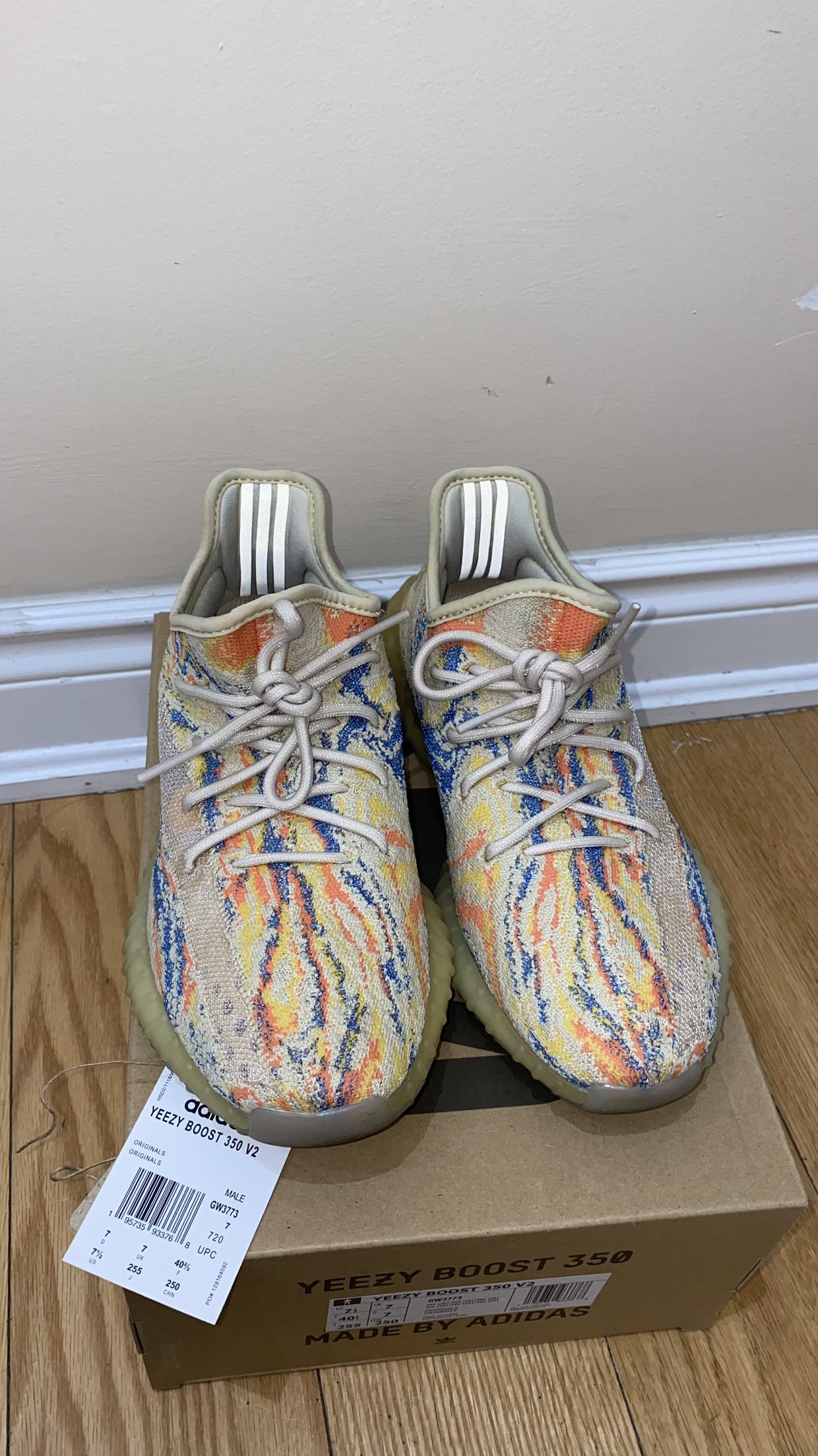 Yeezy boost 350 v2 MX Oat image indicator(6)