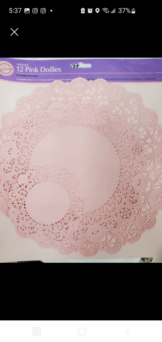pink doilies 🥕 thumbnail