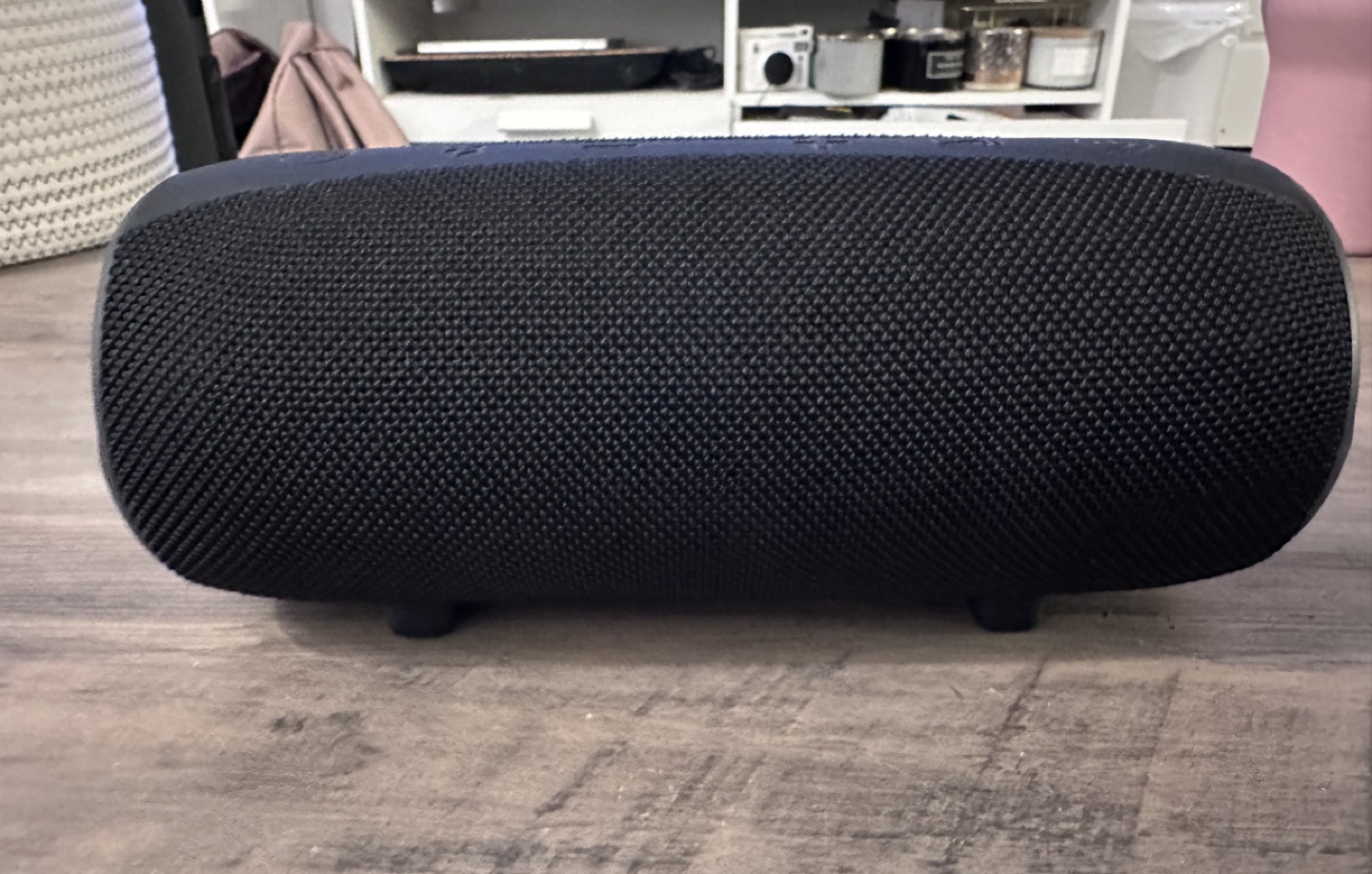 Wireless speaker (Blackweb)